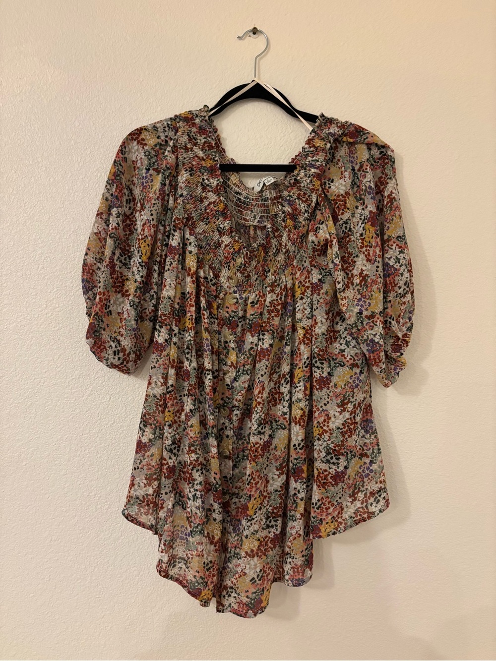 DAVI & DANI Multicolor Floral Smocked Peasant Blouse